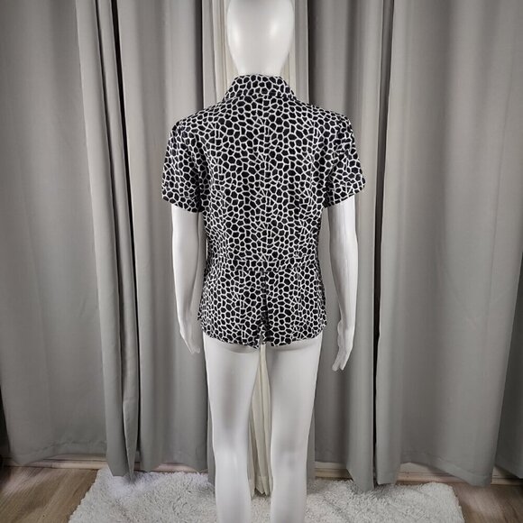 Kim Rogers Petite 100% Linen Black White Pattern Button Down Shirt Size PS - Picture 3 of 11